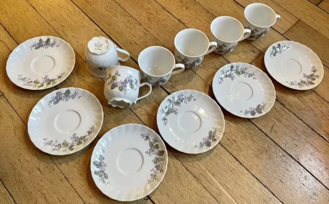 6 Tasses + sous-tasses à café en porcelaine