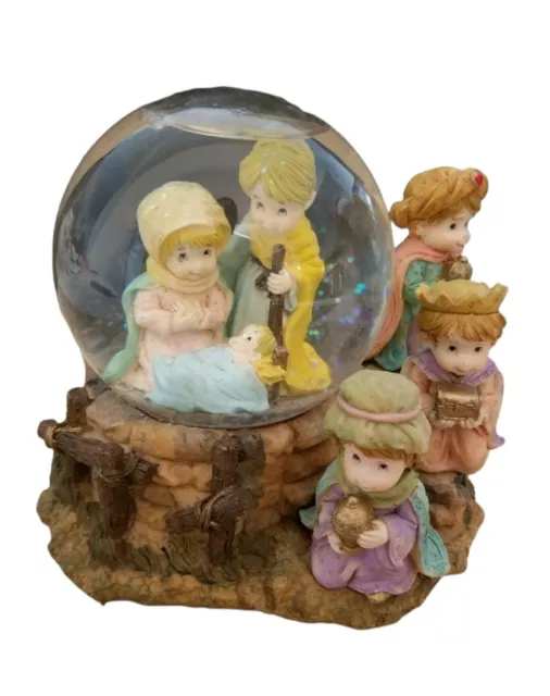 Nativity Snow Globe Holy Family First Wise Men musical Silent Night Christmas