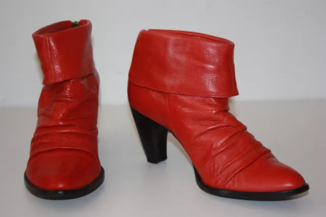 SAN MARINA  Bottines Boots Cuir Plissé Rouge Doublées Talons T 39 TBE