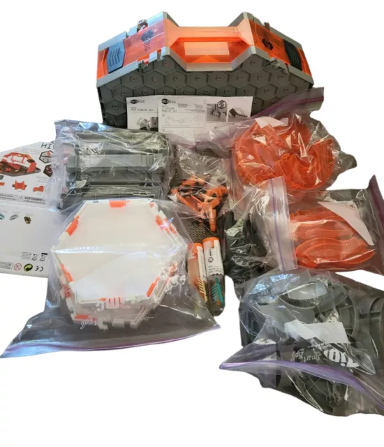 Hexbug Nano Lot Habitat Hive Elevated Habitat Hex Cells Tracks 4 bugs