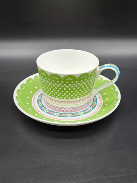 Maxwell & Williams Cashmere Chantilly Lace Cup And Saucer Bone China