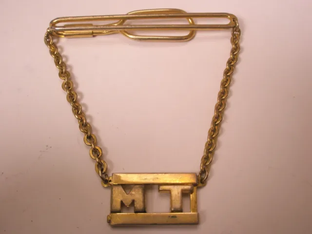 /MT Monogram Initial Letter Cable Link Chain Vintage SWANK Pendant Tie Bar Clip