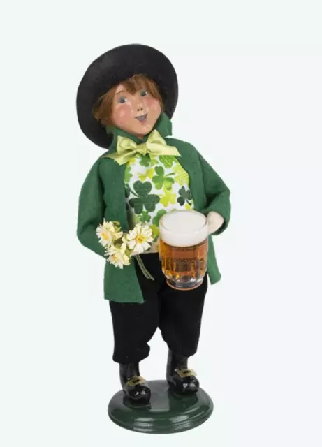 Primitive Colonial Byers Choice Irish Leprechaun Caroler 2023 New