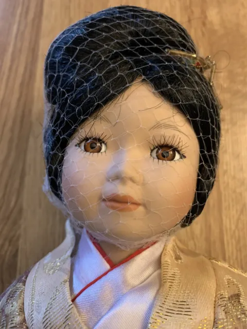 heritage signature collection porcelain doll ( Mitsuko ) 2