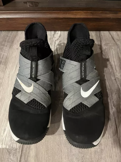 Nike LeBron Soldier XII Air Raid Shoes Black White AO4054-004 Men's Size 12