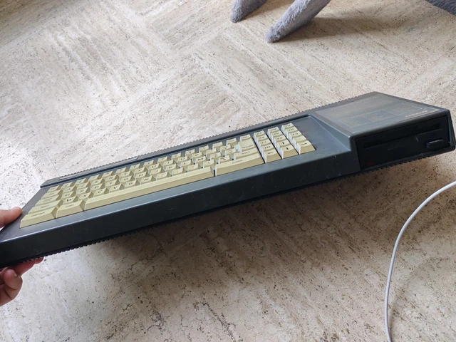 CLAVIER AMSTRAD CPC 464 EUR 140,00 - FR
