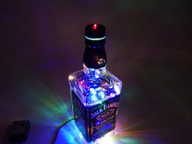 Jack Daniels - Flaschen Lampe mit 80 LEDs 220V Bunt - UND Kalt-Weiß UMSCHALTBAR 3