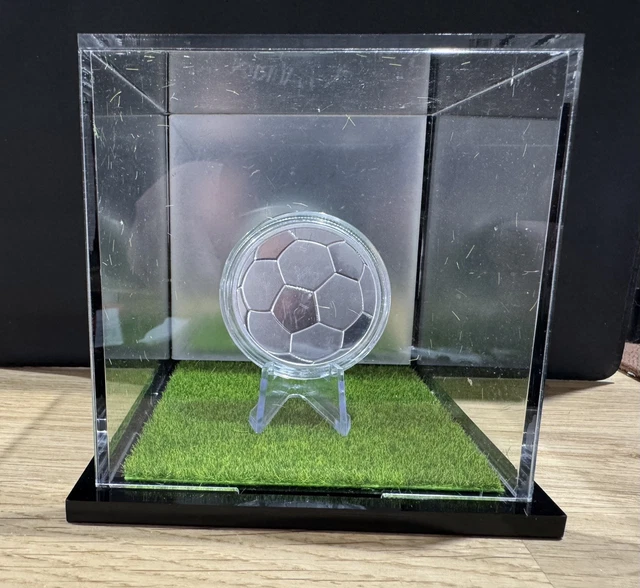 2026 FIFA WORLD Cup 1oz .999 Fine Silver Round Coin In stand
