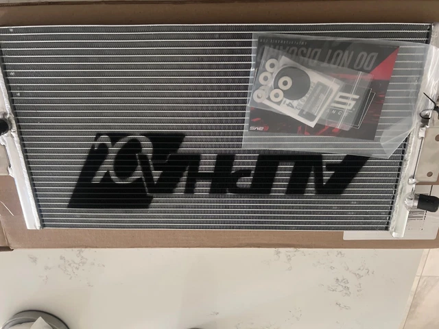 AMS Performance 2016+ Infiniti Q50 / 2017+ Infiniti Q60 Alpha Center Heat Exchan