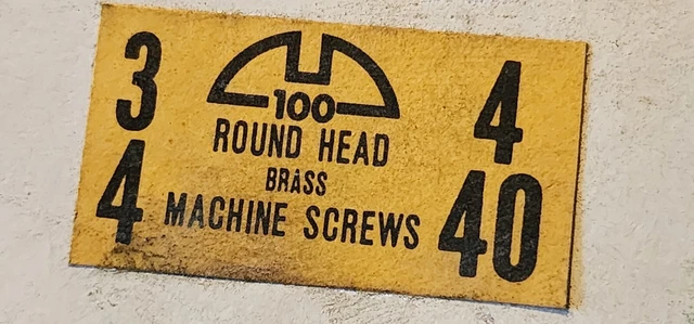 Lot of 111 Vintage Brass machine Screws #4-40  3/4"  Round  Head Slotted 3.9oz