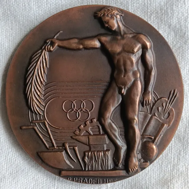 Médaille Bronze de la Jeunesse et Sports offert par le Ministre