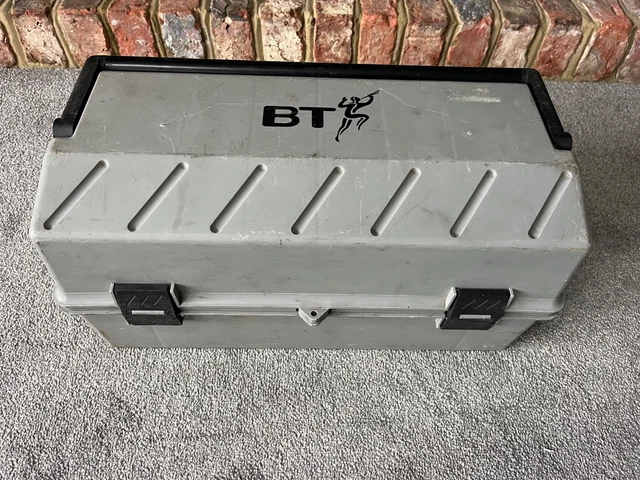 BT / GPO / British Telecom Engineers Cantilever Tool Box c1995 with ...