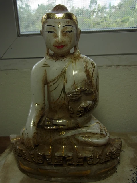 Beautiful Mandalay,Shan state Marble stone Buddha 21 cm high beautiful statue
