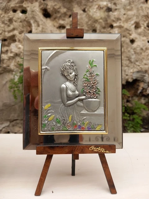 Tableau / Figurine Demoiselle En étain – Prince – Sur Velours Beige