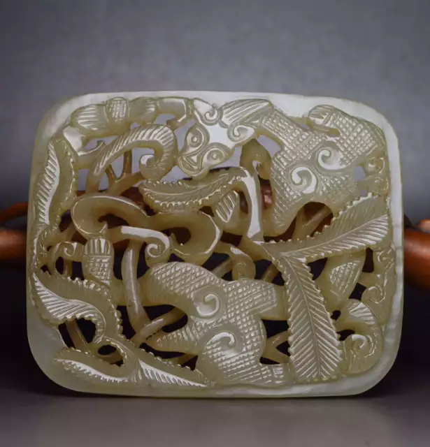 Certified Chinese Natural Hetian Jade Hand-carved Exquisite Dragon Pendant 9483