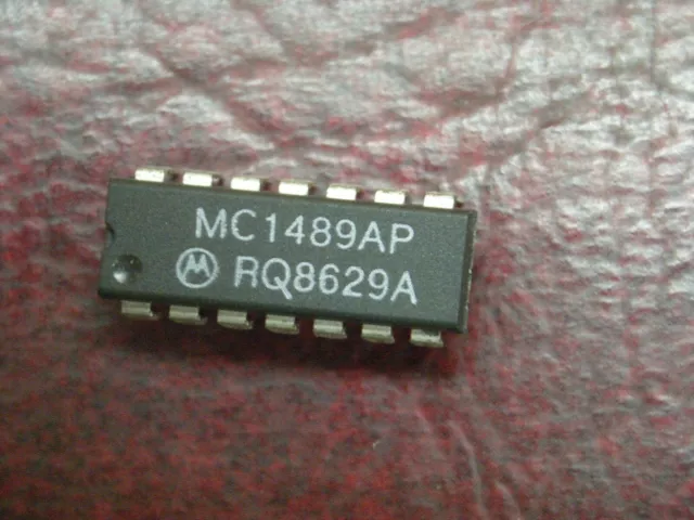 Lot of 3:  MC1489AP (Motorola), uA1489PC (Fairchild?), MC1489AN (Texas Inst)