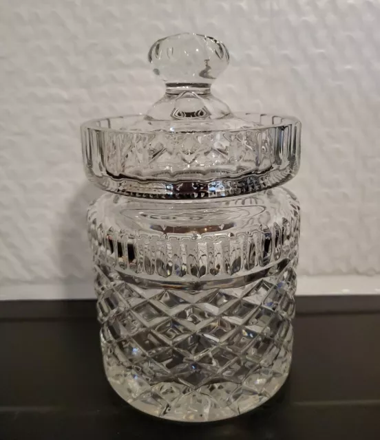 Fifth Ave. 24% lead crystal biscuit jar with lid 7"h _ 5" w Slovakia  heavy.