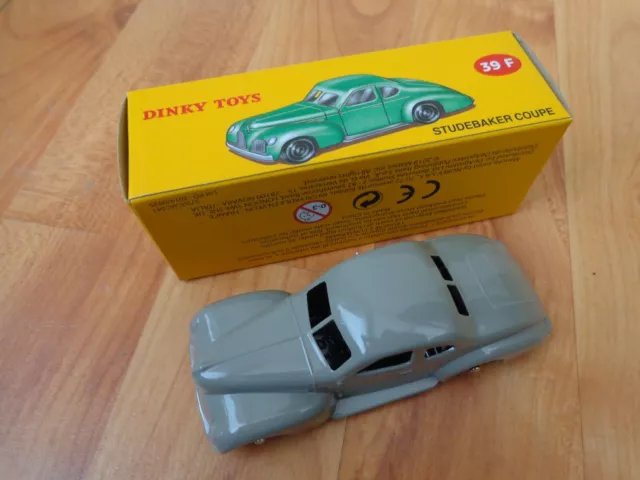 Dinky Toys 39F Studebaker Coupe Grey Car - Boxed - Atlas Editions