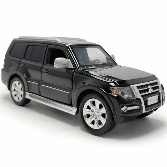1:32 Mitsubishi Pajero SUV Model Car Toy Car Diecast Toys for Kids Gift Black