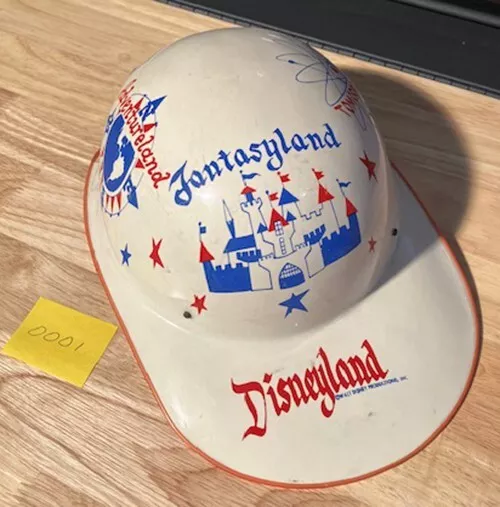 POOR/ FAIR - Disneyland/ Disney "KEPPY KAP" PLASTIC SOUVENIR HARD HAT c. 1955-56