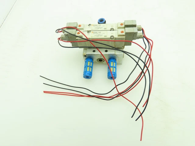 SMC SY5240-5L0 Solenoid Spool Valve Manifold 2 Position Double Acting 24VDC