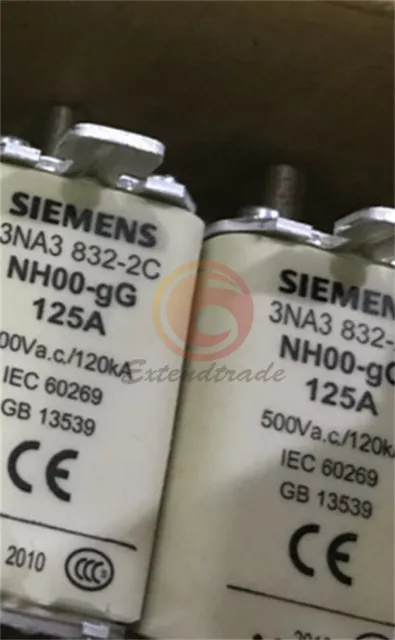 Un Siemens Fusible Liens 3NA3832-2C 3NA3 832-2C Neuf