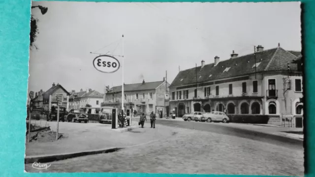 CPA 21 - SAULIEU - Rue D'Argentine et les Hôtels - Pompes à essence