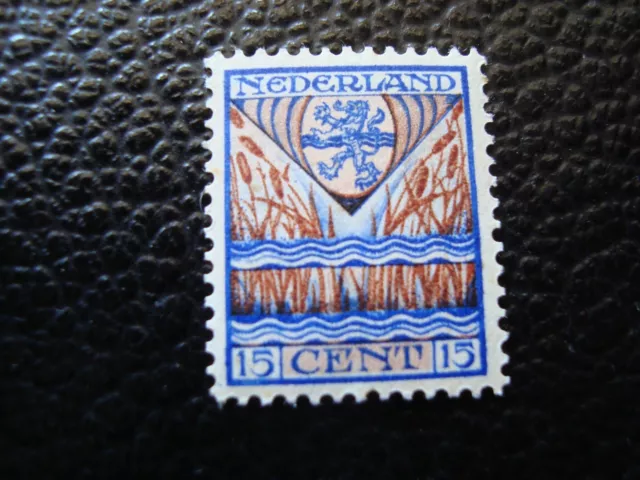 PAYS-BAS - timbre yvert et tellier n° 198 n* MH ( BE)