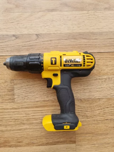 Dewalt 18V XR Li-ion Combi Drill DCD776 BODY ONLY USED