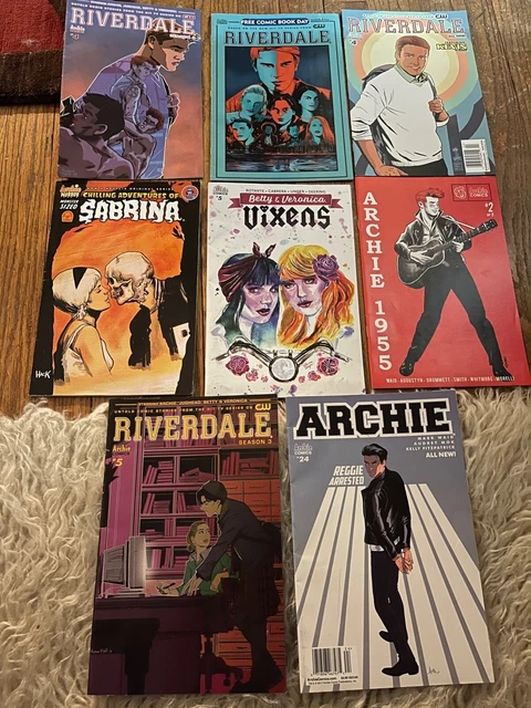 Archie Riverdale Sabrina comics lot x 8 - Betty Veronica jughead