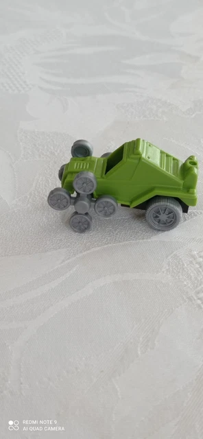 Figurine KINDER ancien MONTABLE