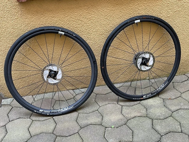 DT Swiss  PR 1400 Spline DB 28 Zoll Laufradsatz, Bereifung,Kassette und Bremse