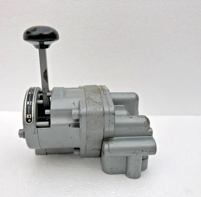 Rexroth Bosch 7P-8S Mnr P57250-4 7W14 Rotair Directional Control Valve #New