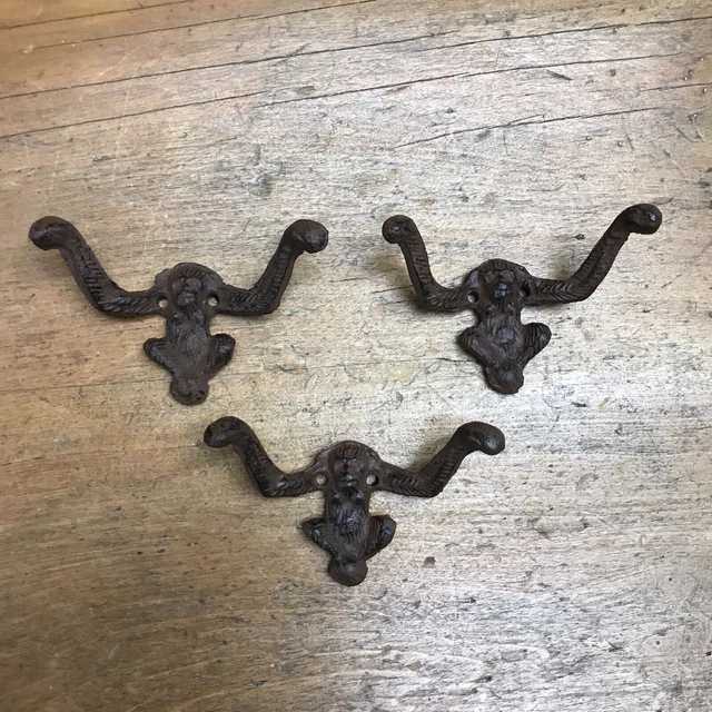 3 Cast Iron Antique Style Rustic Monkey Coat Hooks Hat Hook Rack Towel 2
