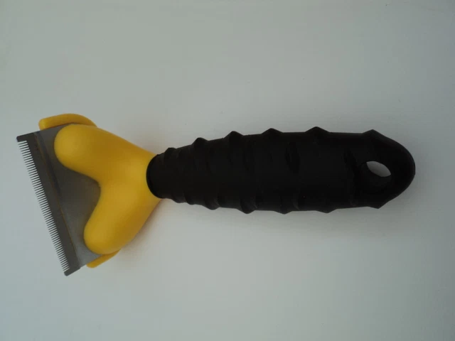 Brosse pour Toilettage Chiens où Chats  Peigne Poils Courts et Longs - FURMINATO