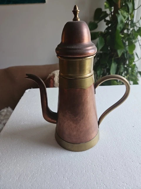 Théière Vintage En Cuivre Orientale - Marocaine, Décorative, Patine Superbe
