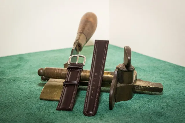 Cinturino in Vera Pelle per Orologi Vintage e Moderni - Larghezza Ansa 18mm