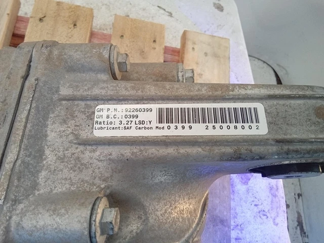 HOLDEN COMMODORE DIFFERENTIAL CENTRE VF, V6, LFW (195mm), 3.27 RATIO ...