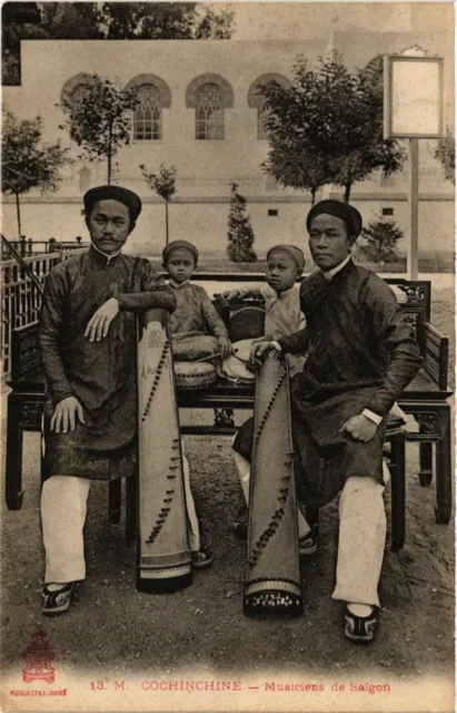 CPA AK VIETNAM Cochinchine - Musiciens de SAIGON (321601)