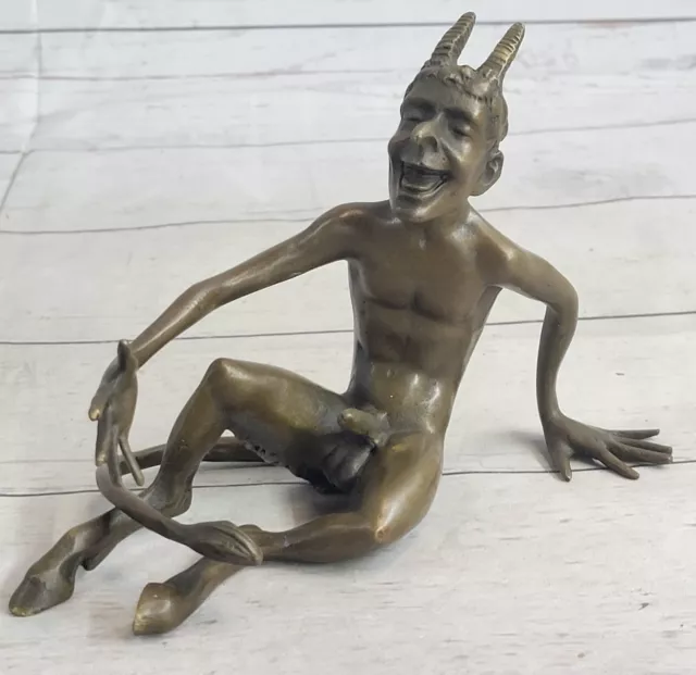 Satyr Laughing Hautfarben Sammlerstück Messingskulptur Statue Kunstwerk Gift