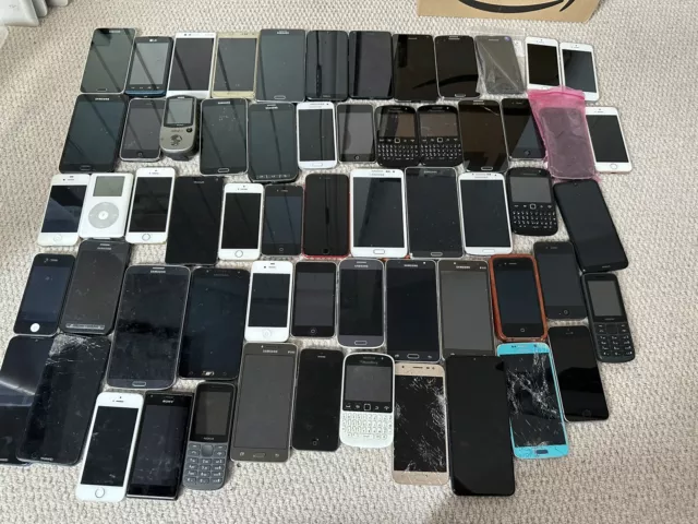 Joblot Mobile Phones For Parts ( Non Working)