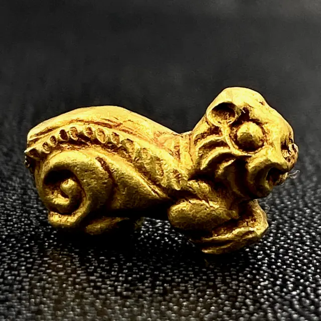 Vintage Gold Lion Animals figures Beads from Pyu Period South east Asia