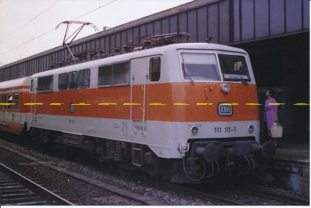 Farb-Foto DB E-Lok 111 111 S-Bahn-Lack Oberhausen 1985