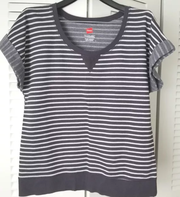 Hanes women's Size Large short sleeve cuffed scoop neck striped shirt gray white