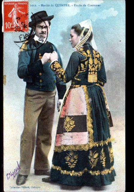 Sur Robe Traditionnelle Bretonne QUIMPER (29) NOCE BRETONNE Mariés