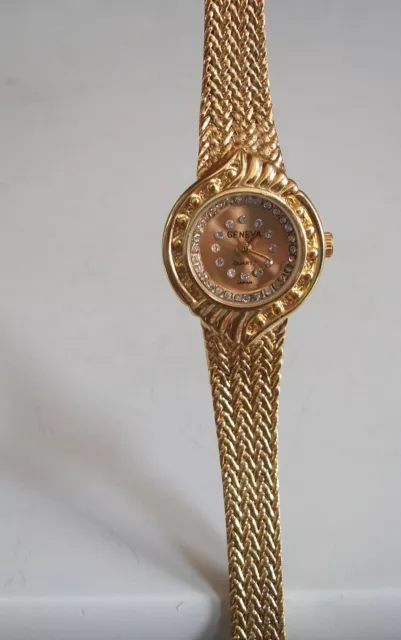 Women's Gold Finish Nugget Look  Fashion Dressy Party Watch