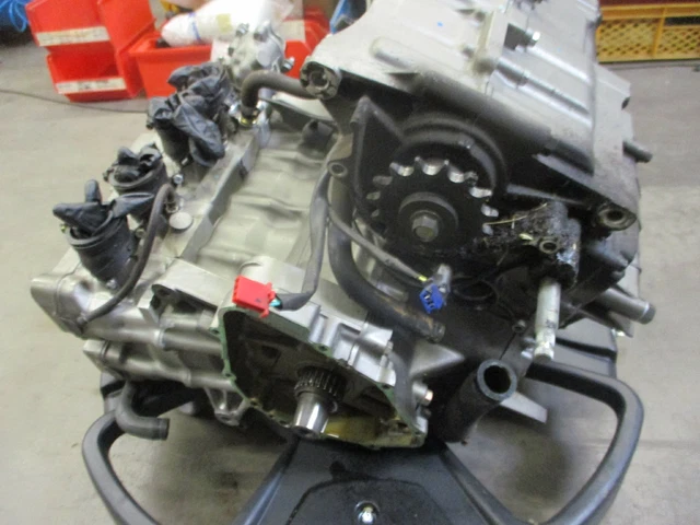 Moteur Avec Embrayage 2. Honda CB 600 F _ S Hornet PC 36 30823 Km PC25E-7023095