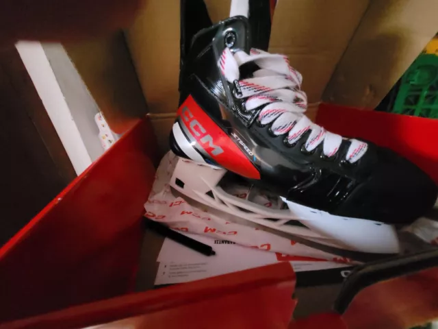 Eishockey Schlittschuhe Ccm Jetspeed670