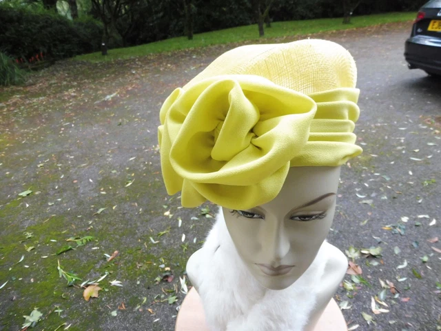 Cappello vintage GINA verde lime con fiocco anni '80 vintage
