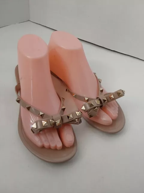 $420 -Valentino Garavani Rockstud Jelly Thong Sandals, Poudre, 37Eu/7Us, Euc